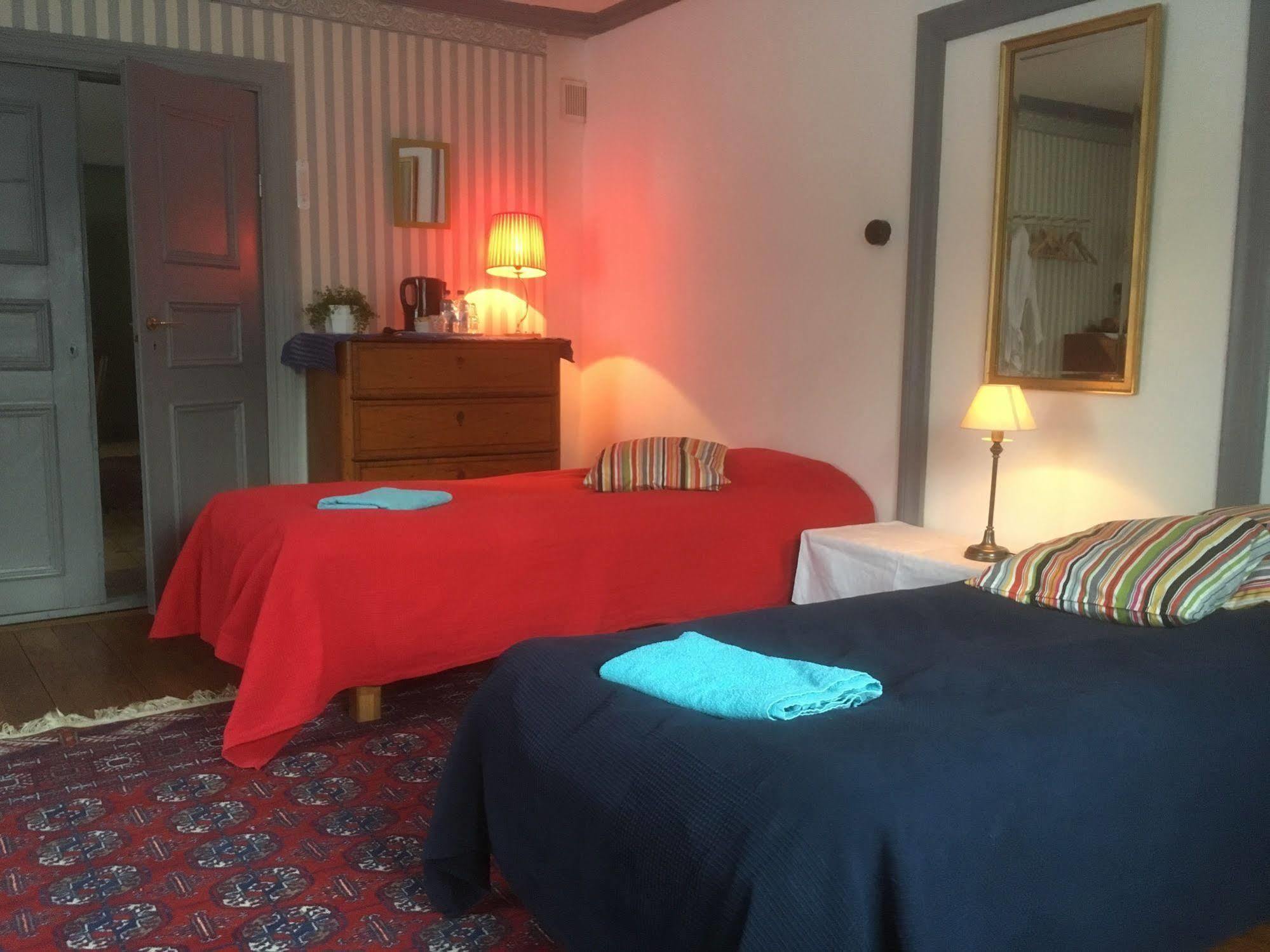 Stockholm B&B Cottage แนคคา ภายนอก รูปภาพ