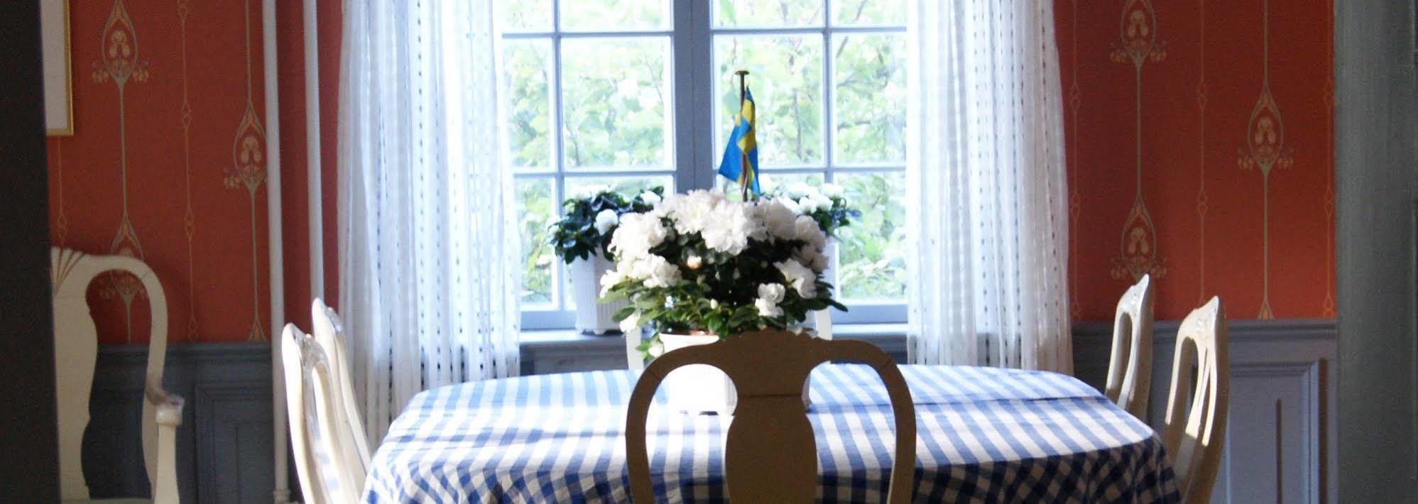 Stockholm B&B Cottage แนคคา ภายนอก รูปภาพ